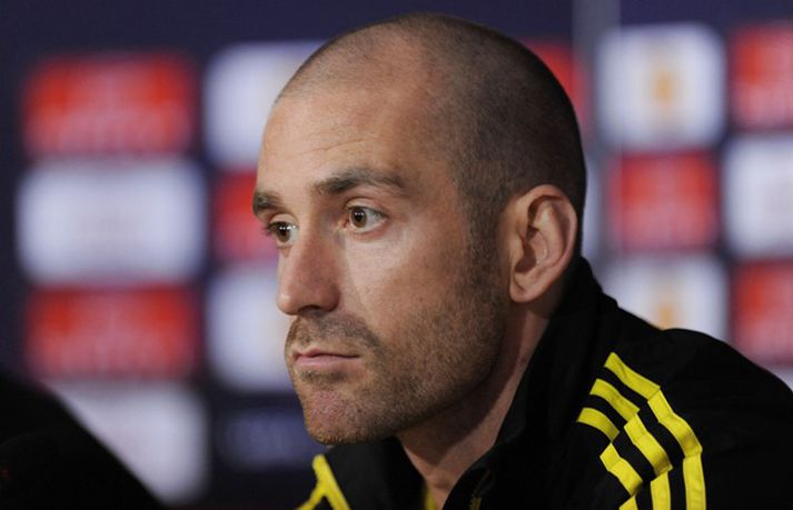 Meireles á blaðamannafundi sem leikmaður Liverpool.