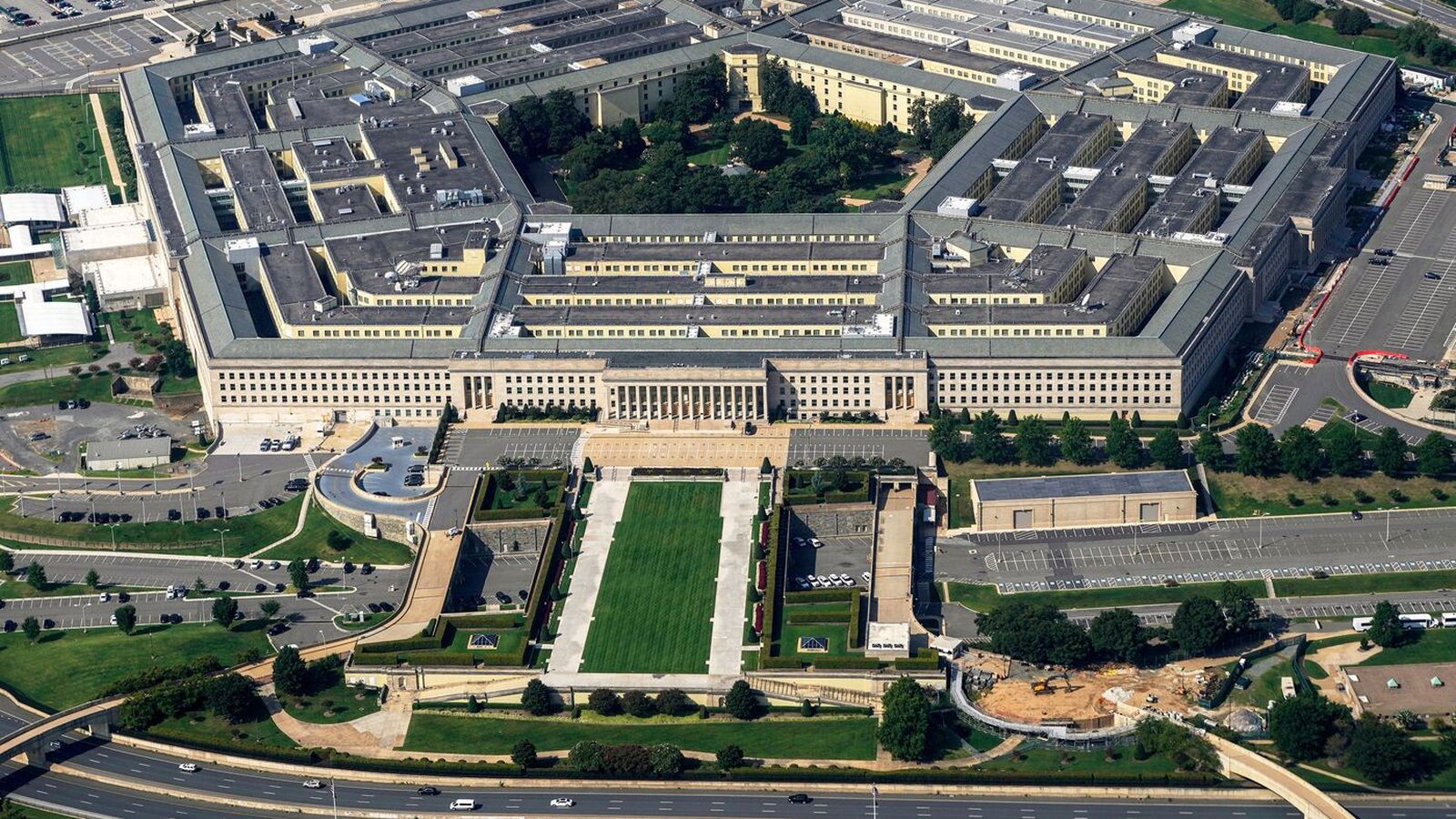Rýmdu hluta Pentagon vegna „loftgæðafráviks“