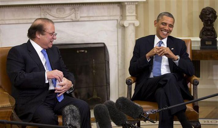 Vel fór á með þeim Sharif og Obama í Hvíta húsinu í gær, þrátt fyrir stirð samskipti síðustu misserin.