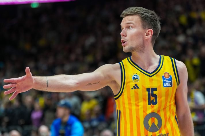 Martin Hermannsson og félagar í Alba Berlin fóru á kostum í frábærum sigri í kvöld.