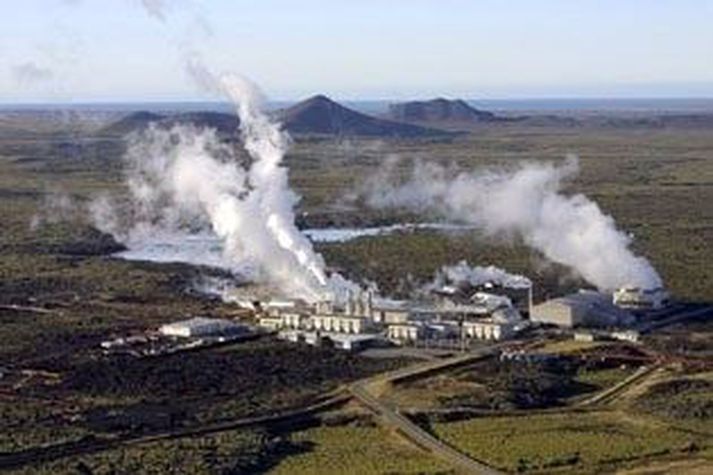 Hitaveita Suðurnesja Reykjanesbær mun kaupa landsvæði við Svartsengi af HS orku á 940 milljónir króna.