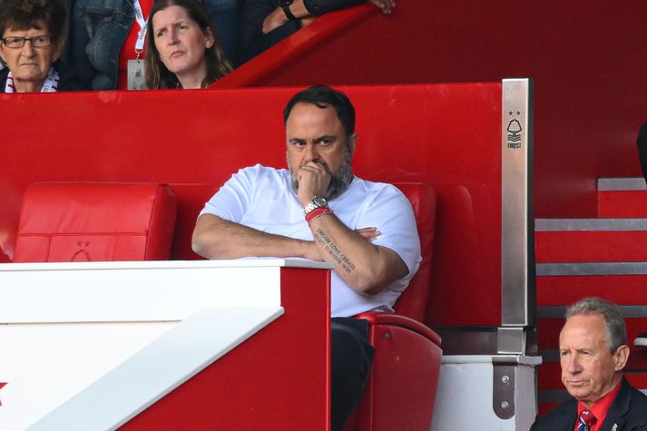 Evangelos Marinakis, eigandi Nottingham Forest, vill vita hvort lið sitt verði í Evrópu- eða Sambandsdeildinni á komandi leiktíð.