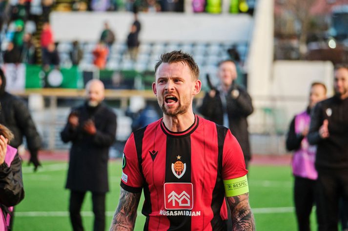 Nikolaj Hansen er fyrirliði Víkinga sem eru að skrifa nýjan kafla í sögu íslenska fótboltans með frábærum árangri sínum í Sambandsdeild Evrópu.