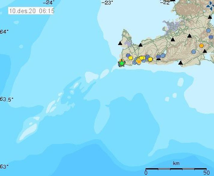 Skjálftinn er merktur með stjörnu inn á þetta kort.