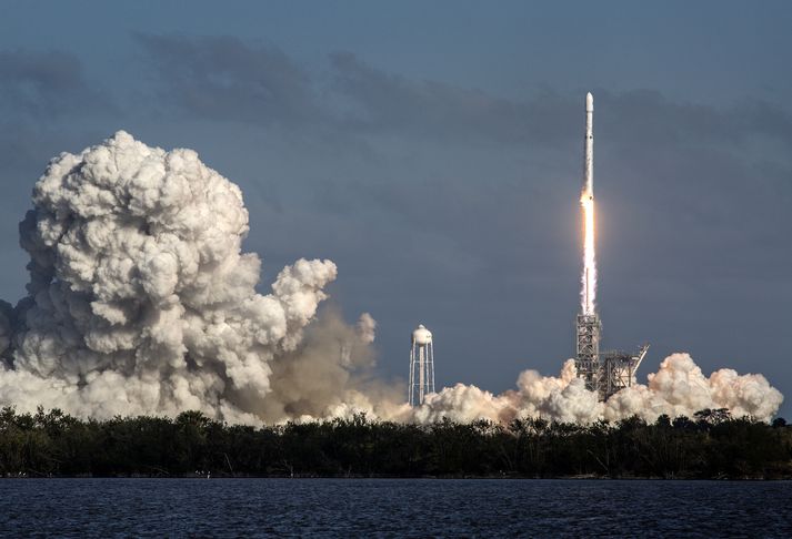 Frá geimskoti SpaceX í febrúar síðastliðnum.