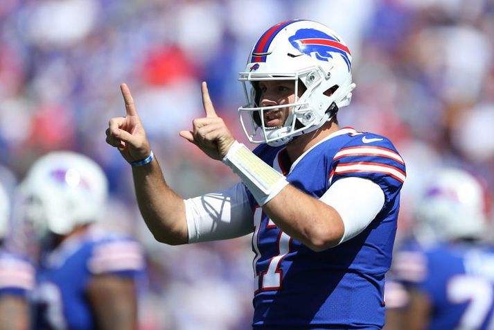 Josh Allen var í góðum gír með Buffalo Bills þar til kom að fyrsta leiknum eftir viðtalið við Manning bræður.