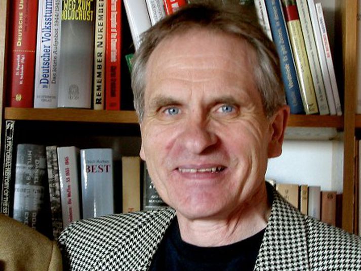 Þrír hlutu Rannsóknastyrk Bjarna Benediktssonar að þessu sinni. Meðal þeirra var Þór Whitehead, prófessor í sagnfræði við Háskóla Íslands.