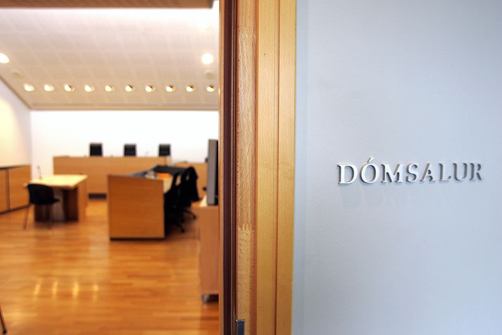 Mun ákvæðið ná til afbrotamanna á aldrinum 15 til 21 árs og taka til skilorðsbundinna dóma.