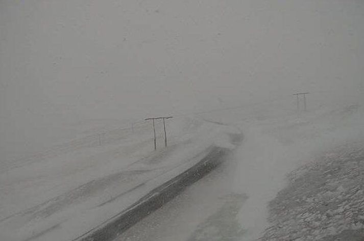 Svona er færðin á Öxnadalsheiði.