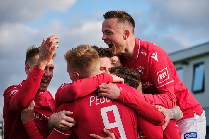 Valsmenn fagna marki síðasta sumar. Þeir skoruðu næstmest allra liða, eða 66 mörk.
