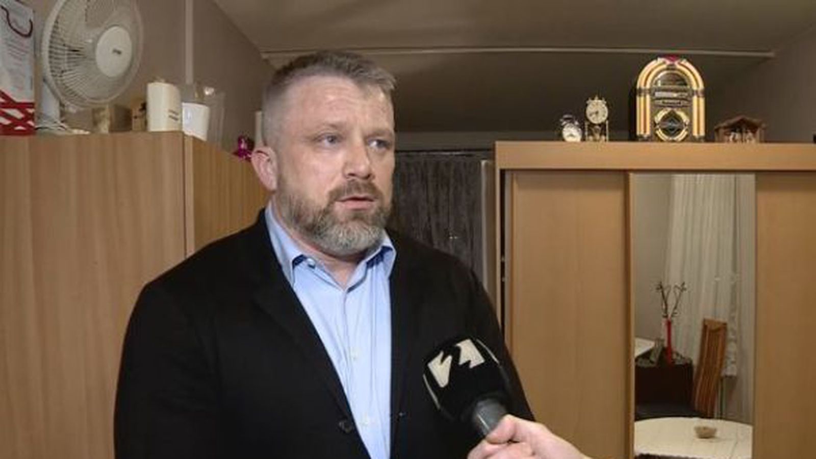 Sverrir Einar á­kærður en fer í hart á móti