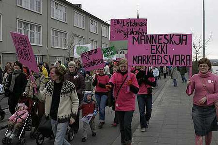 Frá kröfugöngu 1. maí 2005.