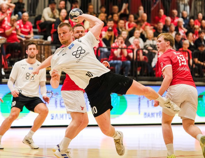 Jón Bjarni Ólafsson leikur sína fyrstu landsleiki síðar í þessum mánuði.