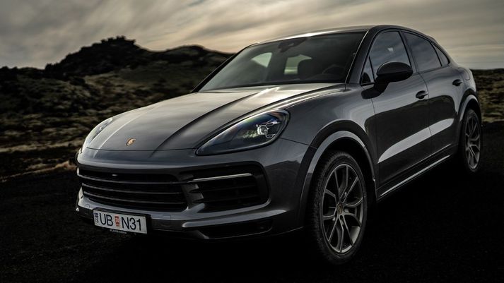 Porsche Cayenne Coupe bíllinn sem James Einar prófar í nýjasta þætti Tork gaurs.