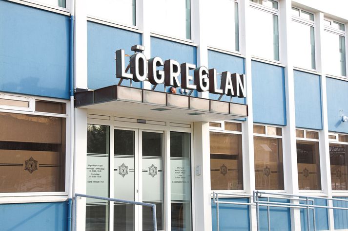 lögreglustöðin á Akureyri.