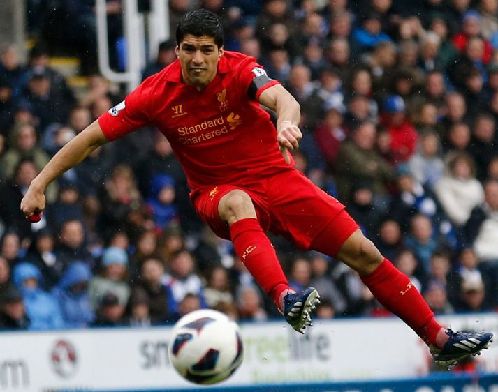 Luis Suarez er markahæstur í ensku úrvalsdeildinni með 22 mörk.