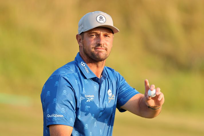 Bryson DeChambeau hefur leikið vel á fyrstu tveimur dögum mótsins og er líklegur til að berjast um síðasta risatitil ársins um helgina.