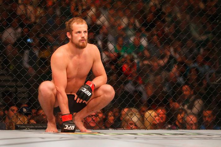 Gunnar Nelson í hringnum.