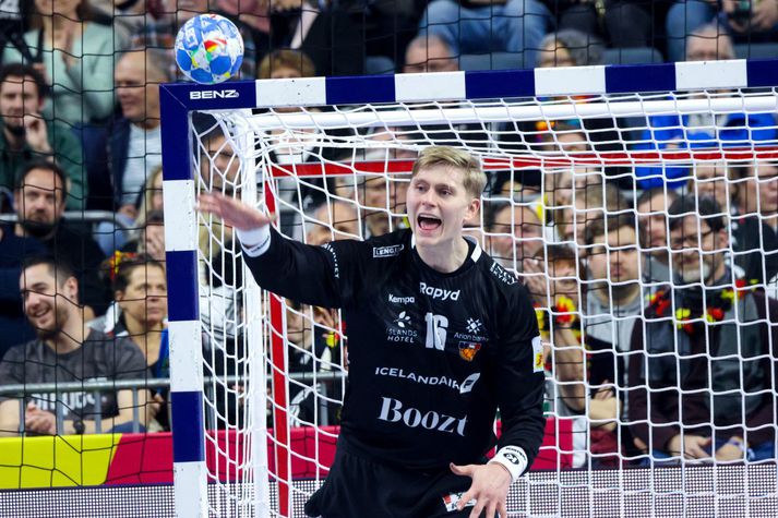 Viktor Gísli Hallgrímsson fer ekki með íslenska handboltalandsliðinu til Grikklands.