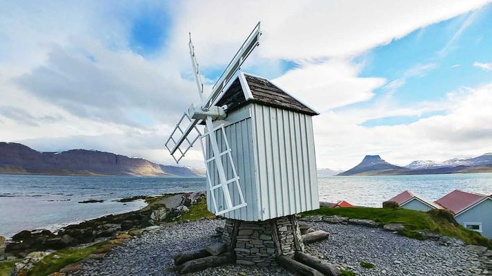 Vindmyllan í Vigri er rúmlega 150 ára gömul.