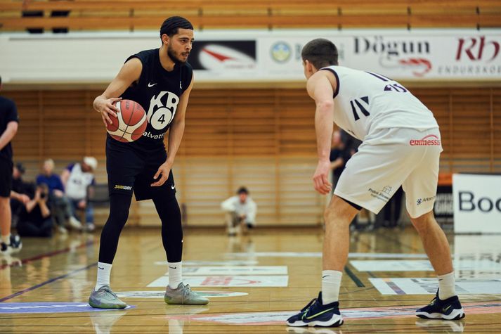 Nimrod Hilliard IV var öflugur með KR í fyrra.