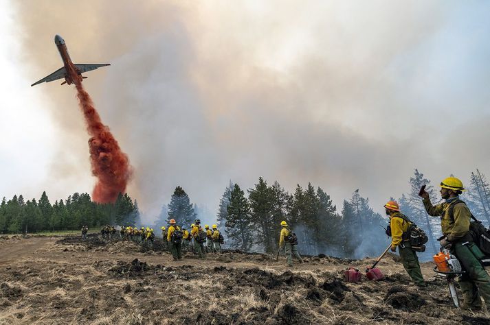 Slökkviliðsmenn að störfum í Washington.