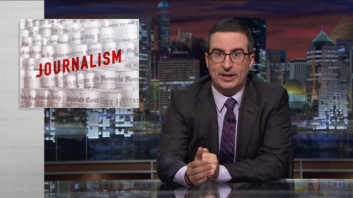 John Oliver hefur áhyggjur af prentmiðlum heimsins.