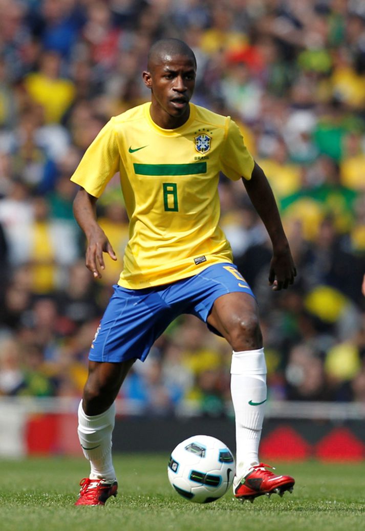 Ramires.