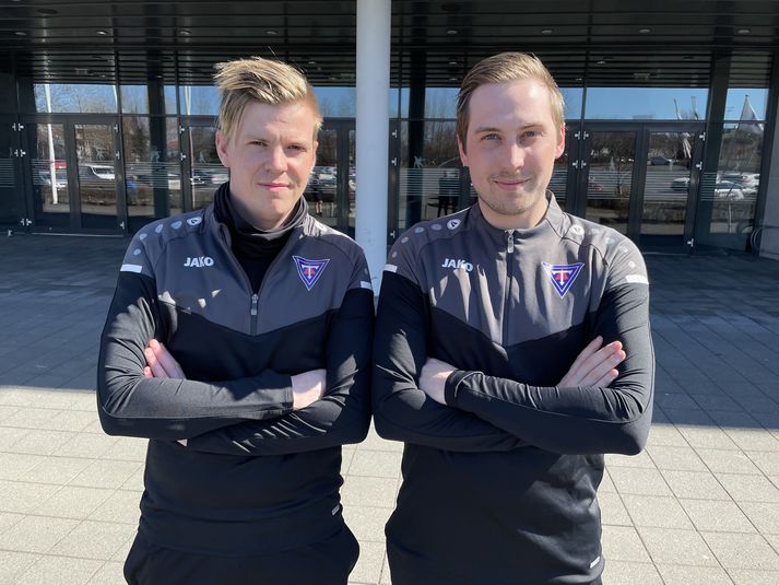 Óskar Smári Haraldsson og Guðni Þór Einarsson eru þjálfarar Tindastóls. Þeir voru í borginni í gær á árlegum kynningarfundi vegna upphafs Pepsi Max-deildarinnar.