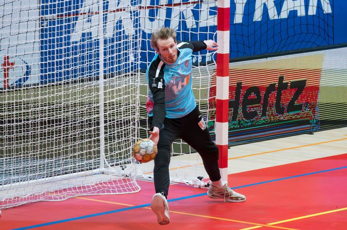 Aron Rafn Eðvarðsson varði 27 skot í marki Hauka.