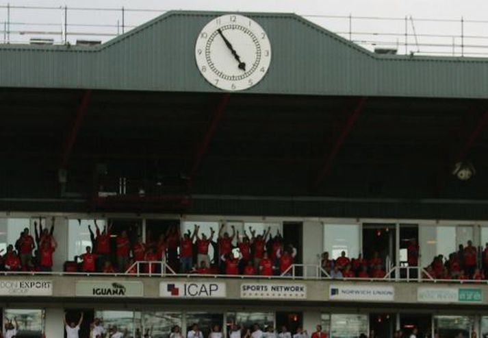 Klukkan var eitt helsta kennileyti Highbury vallarins.