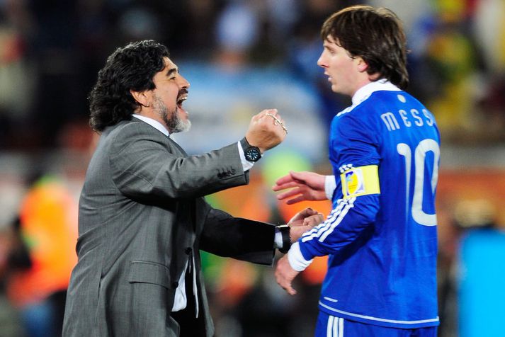 Diego Maradona og Lionel Messi.
