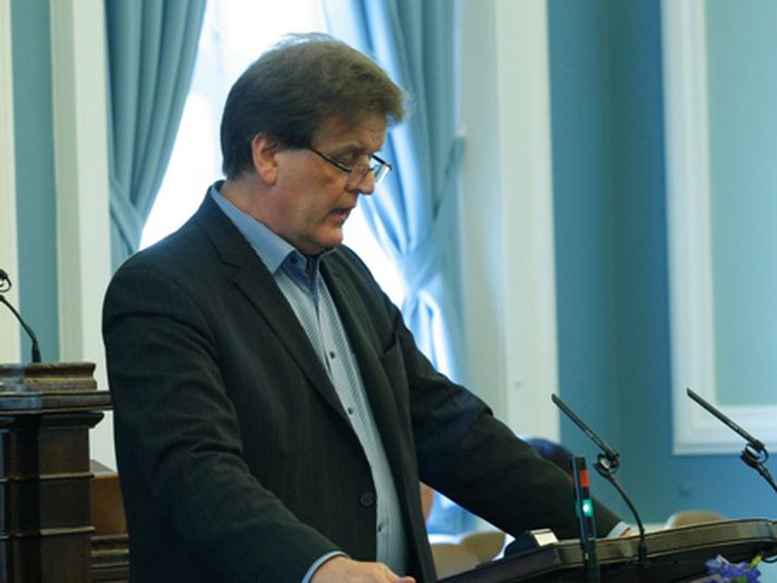 Guðbjartur Hannesson, þingmaður Samfylkingarinnar, er formaður fjárlaganefndar.