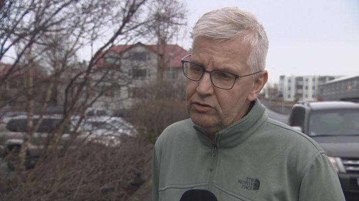 Líklega fylgjast fáir eins mikið með veðrinu og veðurfræðingurinn Einar Sveinbjörnsson.