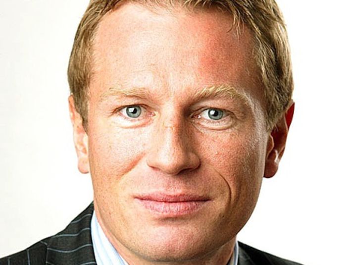 Magnús Guðmundsson var færður fyrir dómara fyrir stundu.