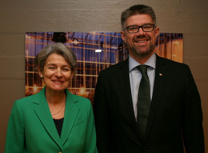 Irina Bokova og Gunnar Bragi Sveinsson.