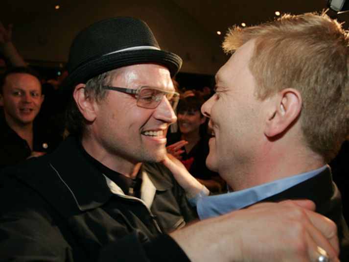 Einar Örn og Jón Gnarr á kosningavöku Besta flokksins.