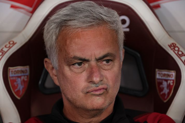 Jose Mourinho reynir nú fyrir sér í tyrknesku deildinni.