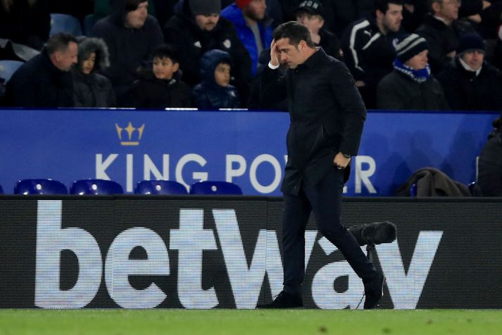 Marco Silva á hliðarlínunni í gær, skömmu eftir sigurmark Leicester.