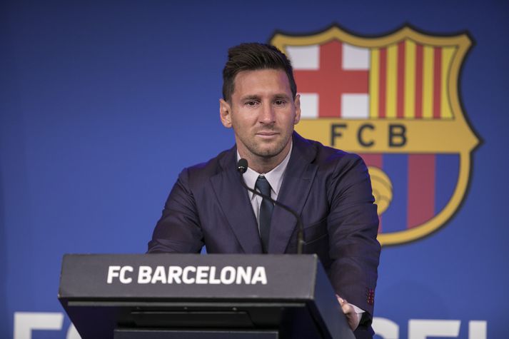 Það var tilfinningaþrungin stund þegar Messi tilkynnti um brottför sína frá Barcelona.