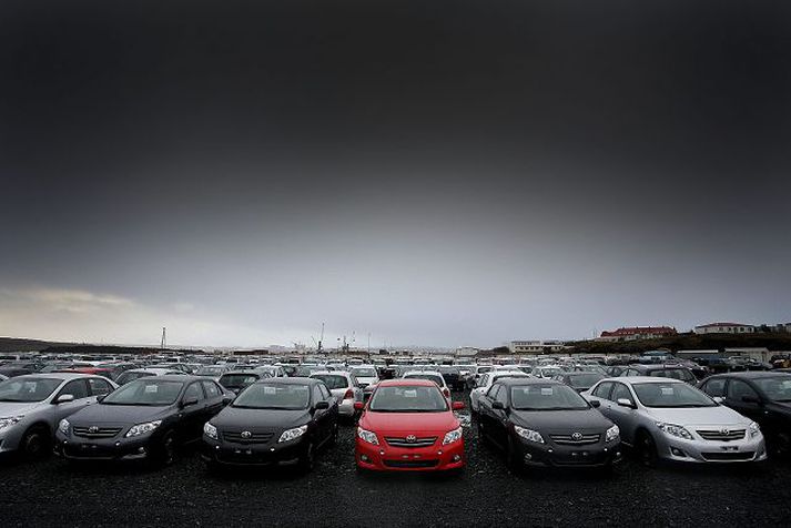 Þeir sem enn eru að borga af gengistryggðum bílalánum frá árinu 2004 standa betur en þeir sem tóku verðtryggð lán í krónum á sama tíma ef þeir fá höfuðstólinn lækkaðan, samkvæmt fyrirliggjandi tilboði. Aðrir standa 1-13% lakar en ef þeir hefðu tekið verðtryggð lán, segir SP-Fjármögnun.