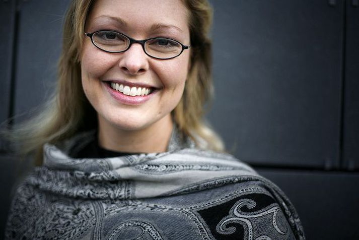 Fegurðardrottningin og háskólaneminn Carrie Roy stundaði nám í íslenskum þjóðsögum við Háskóla Íslands.
fréttablaðið/arnþór