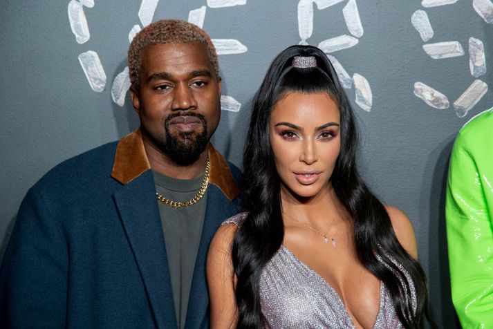 Kanye West og Kim Kardashian eiga fyrir þrjú börn.