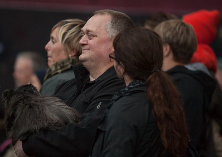 Fjölskylduhátíðin Ein með öllu fór fram með besta móti að sögn lögreglu. Þó gistu 5 fangageymslur í nótt.