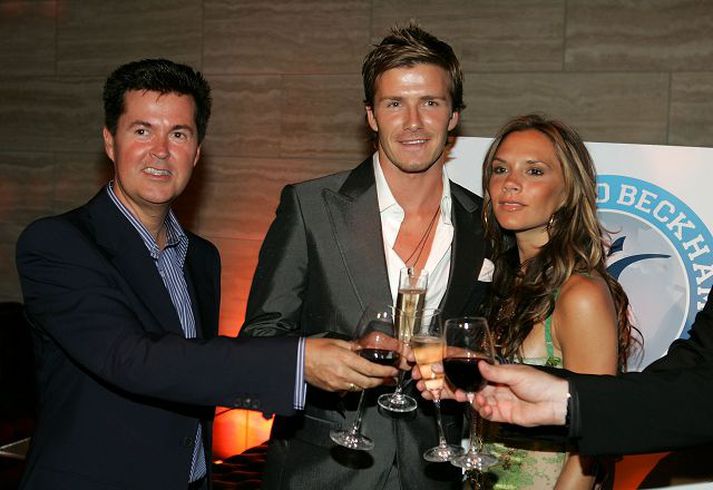 Umboðsmaðurinn knái
Simon Fuller er að leggja drög að heimsyfirráðum Beckham-hjónanna í Bandaríkjunum.