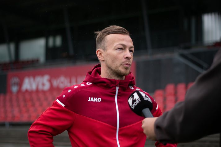Steven Lennon er genginn í raðir Þróttar Reykjavíkur á láni frá FH út tímabilið