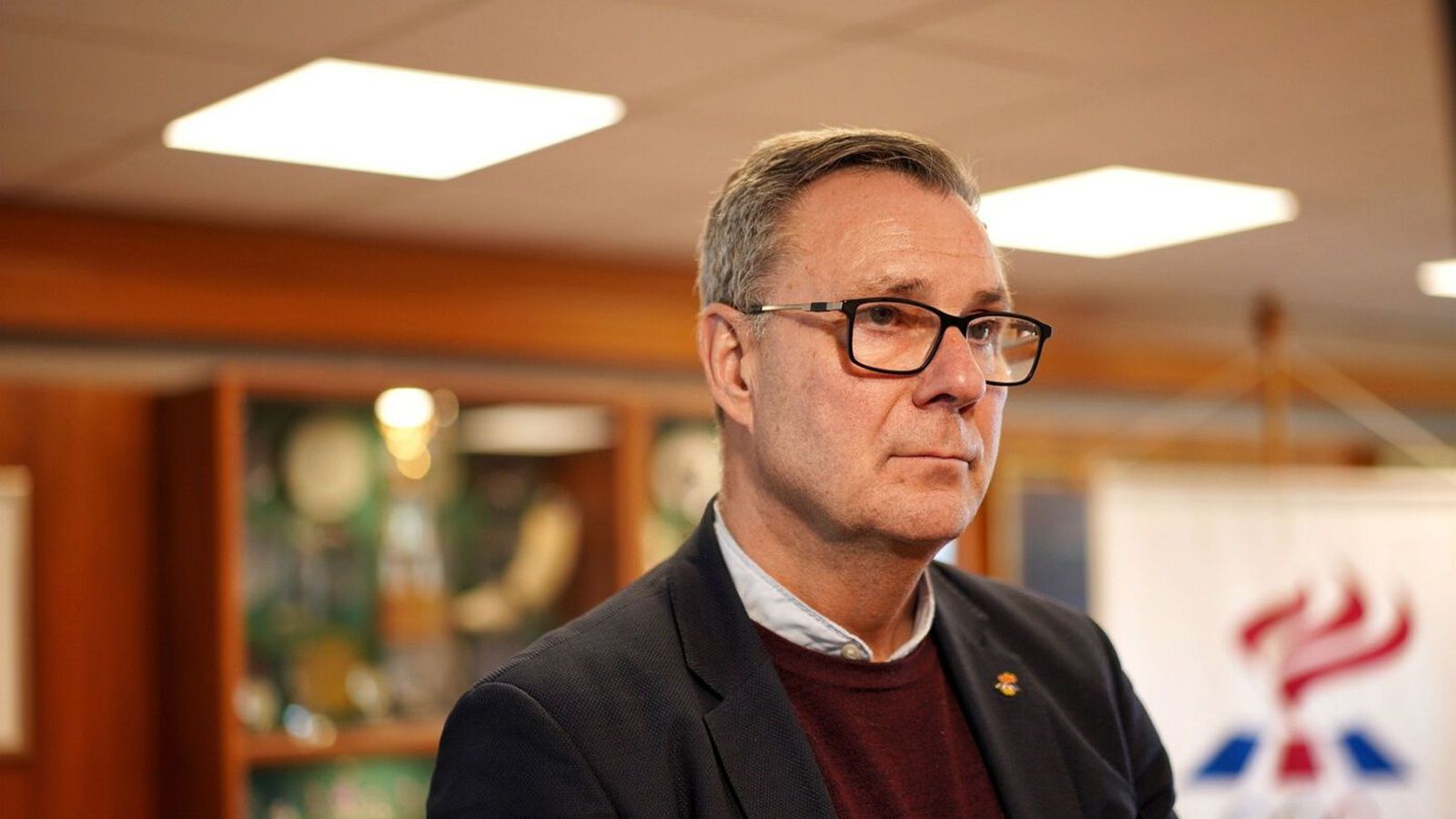 Vill breytingar á úr­eltum reglum, sama í hvora áttina