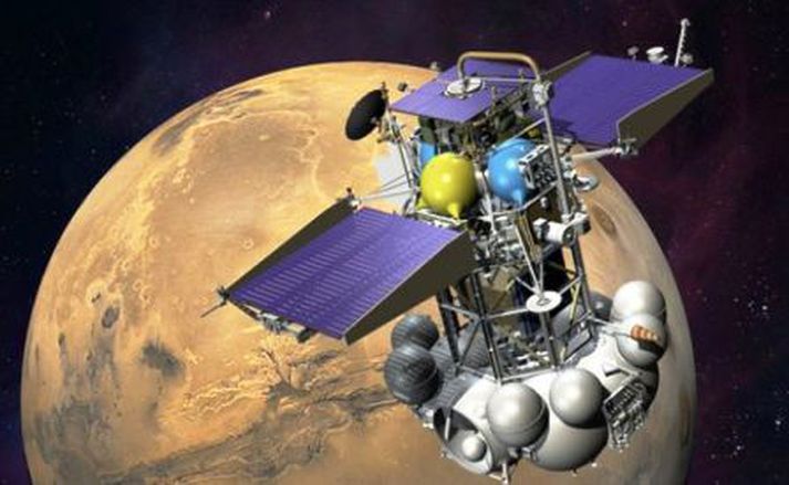 Tölvuteikning af Phobos-Grunt þegar farið nálgast Mars.