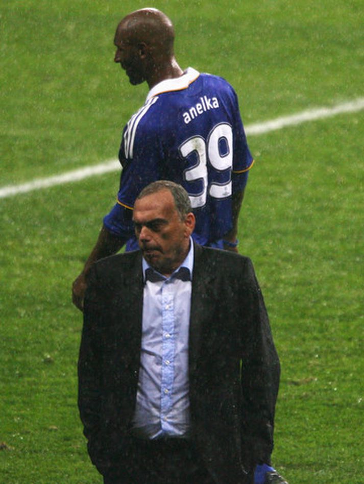 Nicolas Anelka og Avram Grant eftir úrslitaleik Meistaradeildarinnar 2008.