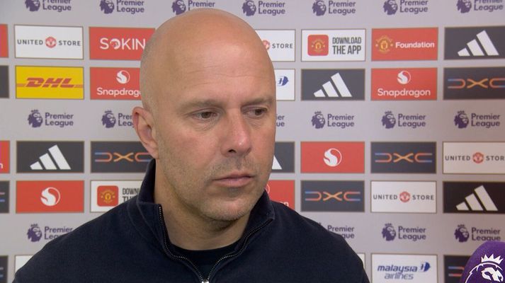 Arne Slot ræddi við Hjörvar Hafliðason fyrir Sýn Sport á Old Trafford, eftir tapið gegn Manchester United.